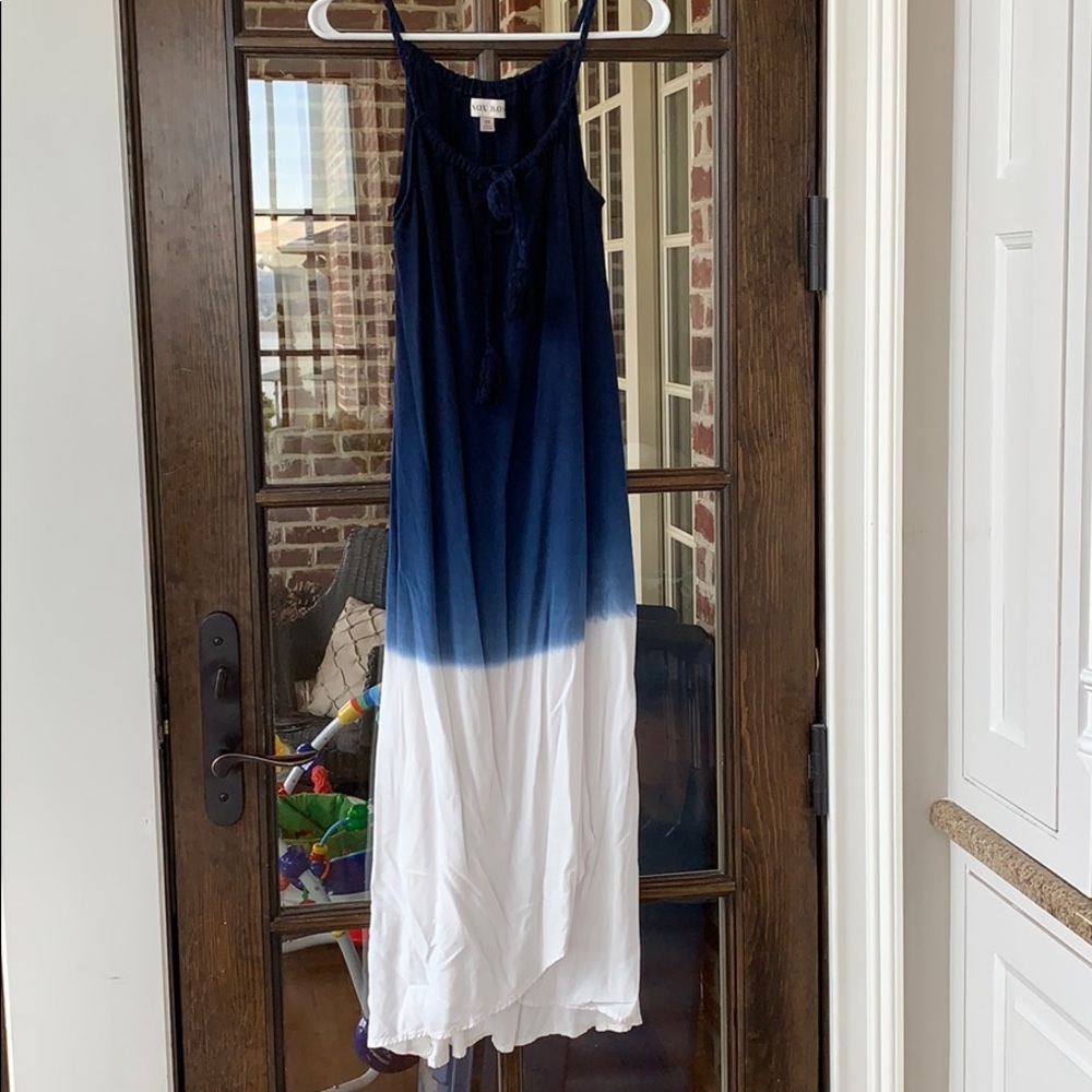 Hombre blue and white beach dress